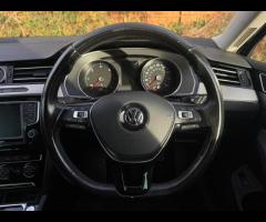 Volkswagen Passat LOGBOOK|2 KEYS|2 FORMER KEEPERS|FULL SERVIVE HISTORY INTERVALS,11K,,29K,44K,66K,91 - 31