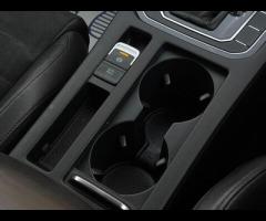 Volkswagen Passat LOGBOOK|2 KEYS|2 FORMER KEEPERS|FULL SERVIVE HISTORY INTERVALS,11K,,29K,44K,66K,91 - 51