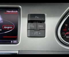 Audi Q7 2 keys |

21in Alloy Wheels - 5-Segment-Spoke Design Titanium Finish

21in Alloy Wheels - 7- - 38