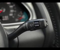 Audi Q7 2 keys |

21in Alloy Wheels - 5-Segment-Spoke Design Titanium Finish

21in Alloy Wheels - 7- - 40