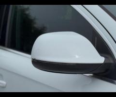 Audi Q7 2 keys |

21in Alloy Wheels - 5-Segment-Spoke Design Titanium Finish

21in Alloy Wheels - 7- - 61