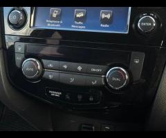 Nissan X-Trail 2 FORMER KEEPERS|2 KEYS|GREEN SLIP|

This 2018 Nissan X-Trail dCi N-Connecta offers a - 41