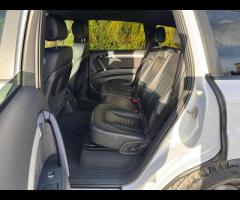 Audi Q7 2 KEYS|SERVICE HISTORY - 5 SERVICES|LOGBOOK

Equipment:
Navigation HDD - mapped
Parking Sens - 22