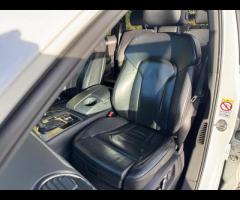 Audi Q7 2 KEYS|SERVICE HISTORY - 5 SERVICES|LOGBOOK

Equipment:
Navigation HDD - mapped
Parking Sens - 25