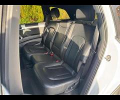 Audi Q7 2 KEYS|SERVICE HISTORY - 5 SERVICES|LOGBOOK

Equipment:
Navigation HDD - mapped
Parking Sens - 27