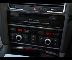 Audi Q7 2 KEYS|SERVICE HISTORY - 5 SERVICES|LOGBOOK

Equipment:
Navigation HDD - mapped
Parking Sens - 61