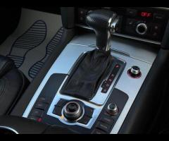 Audi Q7 2 KEYS|SERVICE HISTORY - 5 SERVICES|LOGBOOK

Equipment:
Navigation HDD - mapped
Parking Sens - 63