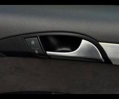 Audi Q7 2 KEYS|SERVICE HISTORY - 5 SERVICES|LOGBOOK

Equipment:
Navigation HDD - mapped
Parking Sens - 74