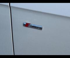 Audi Q7 2 KEYS|SERVICE HISTORY - 5 SERVICES|LOGBOOK

Equipment:
Navigation HDD - mapped
Parking Sens - 90