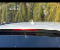 Audi Q7 2 KEYS|SERVICE HISTORY - 5 SERVICES|LOGBOOK

Equipment:
Navigation HDD - mapped
Parking Sens - 93