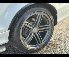 Audi Q7 2 KEYS|SERVICE HISTORY - 5 SERVICES|LOGBOOK

Equipment:
Navigation HDD - mapped
Parking Sens - 97