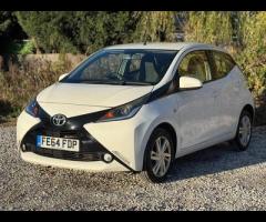 Toyota AYGO 2 FORMER KEEPERS|SERVICE HISTORY|LOGBOOK|

Discover this 2014 Toyota AYGO VVT-i x-pressi - 6