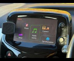 Toyota AYGO 2 FORMER KEEPERS|SERVICE HISTORY|LOGBOOK|

Discover this 2014 Toyota AYGO VVT-i x-pressi - 46