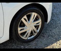 Toyota AYGO 2 FORMER KEEPERS|SERVICE HISTORY|LOGBOOK|

Discover this 2014 Toyota AYGO VVT-i x-pressi - 70