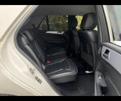 Mercedes-Benz M Class TRADE SALE SERVICE HISTORY - 7 SERVICES - 6 MAIN DEALER SERVICES - TIMING CHAI - 21