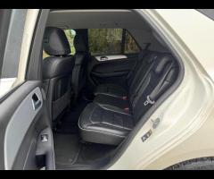 Mercedes-Benz M Class TRADE SALE SERVICE HISTORY - 7 SERVICES - 6 MAIN DEALER SERVICES - TIMING CHAI - 22