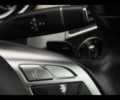 Mercedes-Benz M Class TRADE SALE SERVICE HISTORY - 7 SERVICES - 6 MAIN DEALER SERVICES - TIMING CHAI - 37