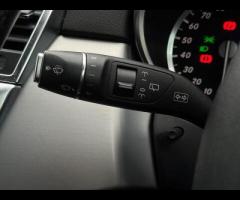 Mercedes-Benz M Class TRADE SALE SERVICE HISTORY - 7 SERVICES - 6 MAIN DEALER SERVICES - TIMING CHAI - 38