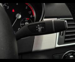 Mercedes-Benz M Class TRADE SALE SERVICE HISTORY - 7 SERVICES - 6 MAIN DEALER SERVICES - TIMING CHAI - 41