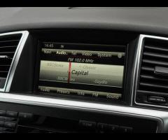 Mercedes-Benz M Class TRADE SALE SERVICE HISTORY - 7 SERVICES - 6 MAIN DEALER SERVICES - TIMING CHAI - 51