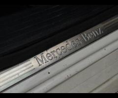 Mercedes-Benz M Class TRADE SALE SERVICE HISTORY - 7 SERVICES - 6 MAIN DEALER SERVICES - TIMING CHAI - 69