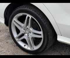 Mercedes-Benz M Class TRADE SALE SERVICE HISTORY - 7 SERVICES - 6 MAIN DEALER SERVICES - TIMING CHAI - 85