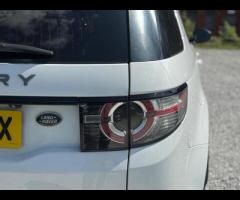 Land Rover Discovery Sport 2 FORMER KEEPERS|2 KEYS|FULL SERVICE HISTORY|This 2015 Land Rover Discove - 8