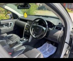 Land Rover Discovery Sport 2 FORMER KEEPERS|2 KEYS|FULL SERVICE HISTORY|This 2015 Land Rover Discove - 12