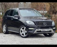 Mercedes-Benz M Class SERVICE HISTORY | 2 KEYS+LOGBOOK