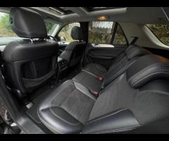 Mercedes-Benz M Class SERVICE HISTORY | 2 KEYS+LOGBOOK - 31