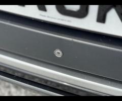 Land Rover Range Rover 7 MAIN DEALER LAND ROVER SERVICE STAMPS|

Smartphone Pack
Very rare

Black Pa - 82