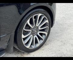 Land Rover Range Rover 7 MAIN DEALER LAND ROVER SERVICE STAMPS|

Smartphone Pack
Very rare

Black Pa - 86