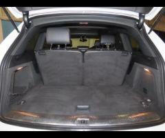 Audi Q7 2 KEYS|LOGBOOK|

Equipment:
Air Conditioning
Auto Climate Control
Automatic Lights
Bluetooth - 14