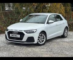 Audi A1 1 FORMER KEEPER|SERVICE HISTORY|

Equipment:
Air Conditioning
Parking Sensor(s)
Alloy Wheels - 2