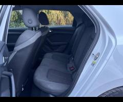 Audi A1 1 FORMER KEEPER|SERVICE HISTORY|

Equipment:
Air Conditioning
Parking Sensor(s)
Alloy Wheels - 19