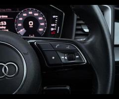 Audi A1 1 FORMER KEEPER|SERVICE HISTORY|

Equipment:
Air Conditioning
Parking Sensor(s)
Alloy Wheels - 27