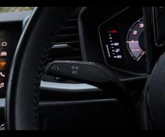 Audi A1 1 FORMER KEEPER|SERVICE HISTORY|

Equipment:
Air Conditioning
Parking Sensor(s)
Alloy Wheels - 29