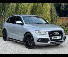 Audi SQ5 2 FORMER KEEPERS|2 KEYS|SERVICE HISTORY|

Running Boards
Very rare
Valuable

Adaptive Cruis - 29
