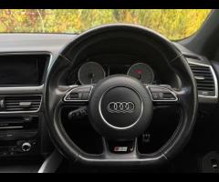 Audi SQ5 2 FORMER KEEPERS|2 KEYS|SERVICE HISTORY|

Running Boards
Very rare
Valuable

Adaptive Cruis - 31