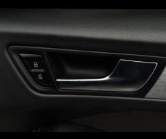 Audi SQ5 2 FORMER KEEPERS|2 KEYS|SERVICE HISTORY|

Running Boards
Very rare
Valuable

Adaptive Cruis - 64