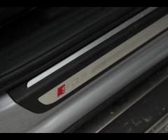 Audi SQ5 2 FORMER KEEPERS|2 KEYS|SERVICE HISTORY|

Running Boards
Very rare
Valuable

Adaptive Cruis - 68