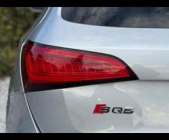 Audi SQ5 2 FORMER KEEPERS|2 KEYS|SERVICE HISTORY|

Running Boards
Very rare
Valuable

Adaptive Cruis - 74