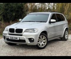 BMW X5 Media Package
VIN spec

Navigation System - BMW Professional Multimedia
VIN spec

Professiona - 2