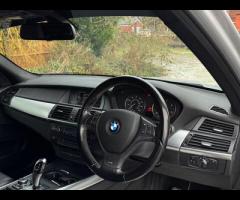 BMW X5 Media Package
VIN spec

Navigation System - BMW Professional Multimedia
VIN spec

Professiona - 14