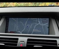 BMW X5 Media Package
VIN spec

Navigation System - BMW Professional Multimedia
VIN spec

Professiona - 45