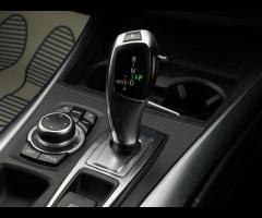 BMW X5 Media Package
VIN spec

Navigation System - BMW Professional Multimedia
VIN spec

Professiona - 58