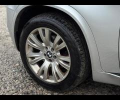 BMW X5 Media Package
VIN spec

Navigation System - BMW Professional Multimedia
VIN spec

Professiona - 87