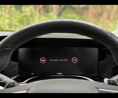 Vauxhall Mokka LOGBOOK|

With only 11999 miles on the clock, this 2022 Vauxhall Mokka 1.2L Petrol Tu - 34