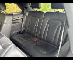 Audi Q7 2 KEYS|SERVICE HISTORY - 5 SERVICES|

Equipment:
Navigation HDD
Parking Sensor(s)
Climate Co - 30