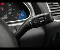 Audi Q7 2 KEYS|SERVICE HISTORY - 5 SERVICES|

Equipment:
Navigation HDD
Parking Sensor(s)
Climate Co - 38